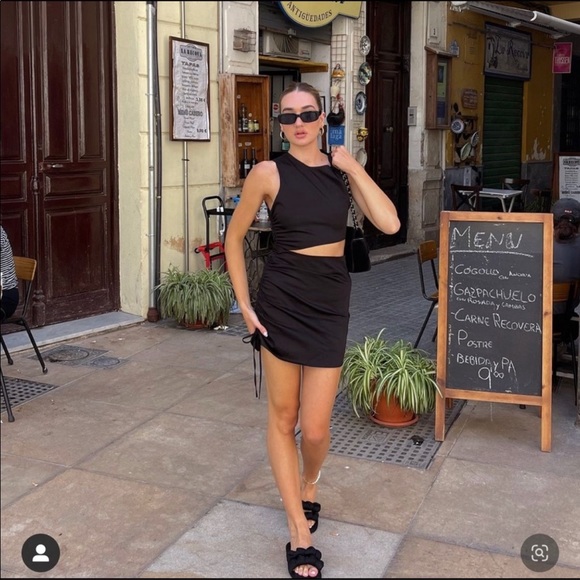 Zara Cut Out Dress - Picture 2 of 11